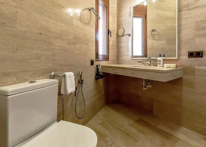 Villa Serenity By The *